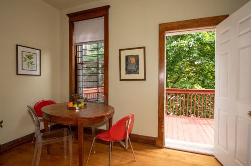 2621 Augusta Blvd, Chicago IL 60651-2603 exterior