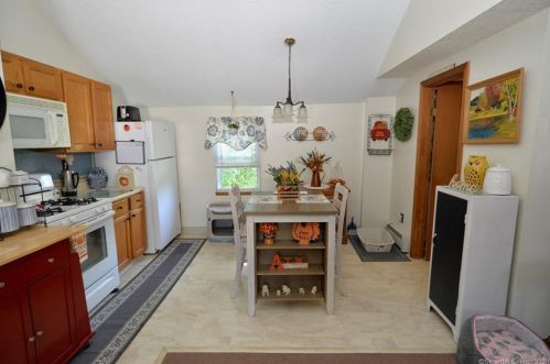 45 Albert St, Torrington CT 06790-6401 exterior