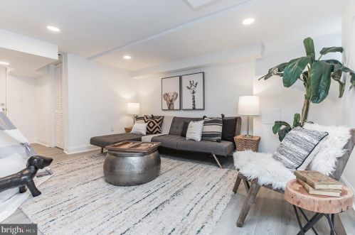 1826 H St, Washington DC  20002-4018 exterior