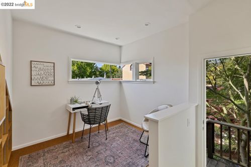 1614 Capistrano Ave, Berkeley CA 94707-1803 exterior