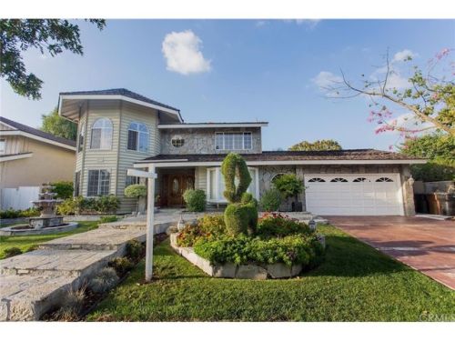 2033 Conejo Ln, Fullerton CA  92833-1843 exterior