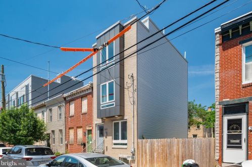 2621 Federal St, Philadelphia PA 19146-2432 exterior