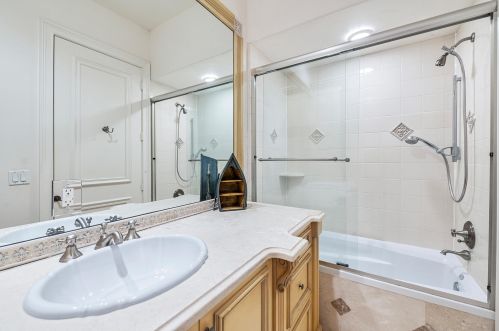 8060 Twin Lk Dr, Boca Raton FL 33496-1945 exterior