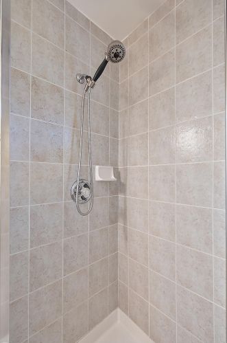 21855 Town Gate Dr, Macomb Township MI 48044-3791 exterior