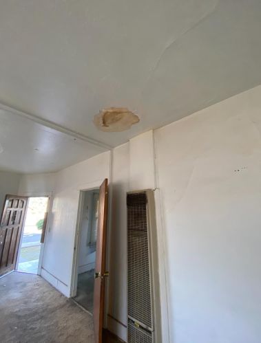 406 West Ave, Turlock CA  95380-5364 exterior