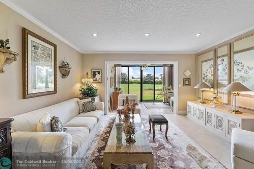 21547 Cypress Hammock Dr, Boca Raton, FL 33428-1950