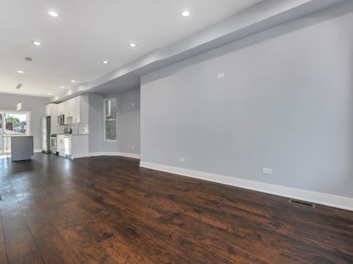 2047 Keeler Ave, Chicago IL 60803-1614 exterior