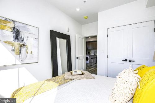 759 18th St, Washington DC 20009-1813 exterior