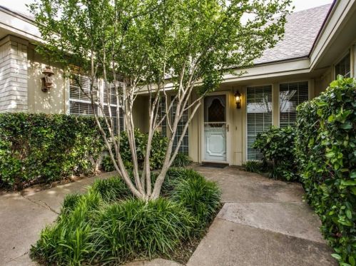 10524 Barrywood Dr, Dallas TX  75230-4243 exterior