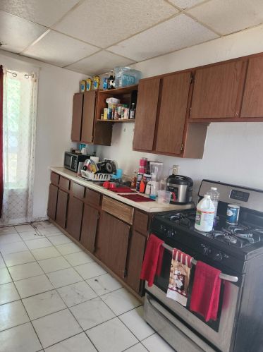 1731 Pne St, Meskegon MI 49442-5685 exterior