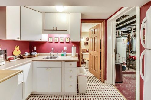 6207 Moody Ave, Chicago IL 60638-4313 exterior