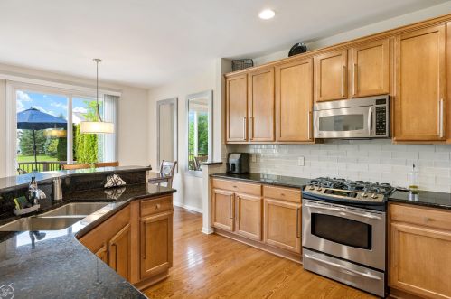 23790 Rossiter Dr, Macomb Township MI 48042-4846 exterior