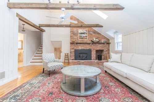 24 Duck Pond Pl, Wilton CT 06897-2704 exterior