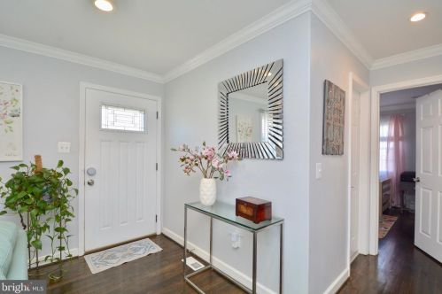 6119 Algona Ct, Alexandria VA 22310-3141 exterior