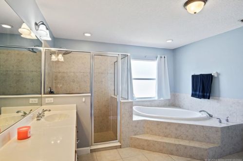 780 Jordan Ter, Fort Pierce FL  34983-1272 exterior