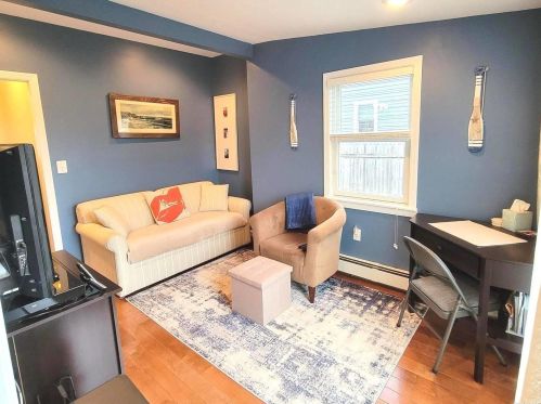 44 Tameling Ave, Babylon NY 11702-3607 exterior