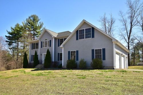 59 Egypt Rd, Ellington, CT 06029-2405