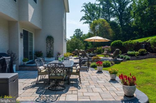 101 Indian Springs Dr, Media PA 19063-5622 exterior