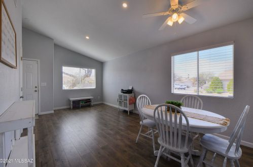 8660 Desert Dove Dr, Tucson AZ  85747-5147 exterior