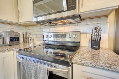 3291 Clifton Church Rd, Atlanta GA  30316-4945 exterior