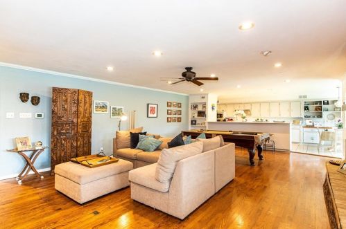 14140 Edgecrest Dr, Dallas TX 75254-2803 exterior