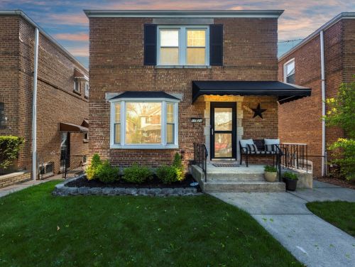11421 Fairfield Ave, Chicago, IL 60655-1906