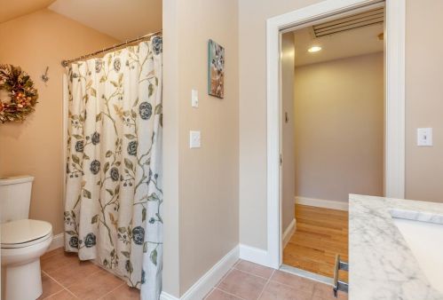 2 Asa Dr, Concord NH  03304-4012 exterior