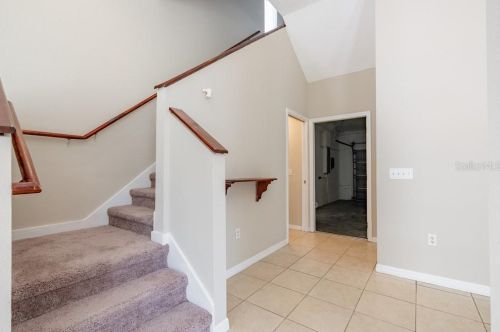 9517 Citrus Glen Pl, Tampa FL  33618-4032 exterior