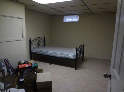 104 Schuyler Dr, Edison NJ  08817-3560 exterior