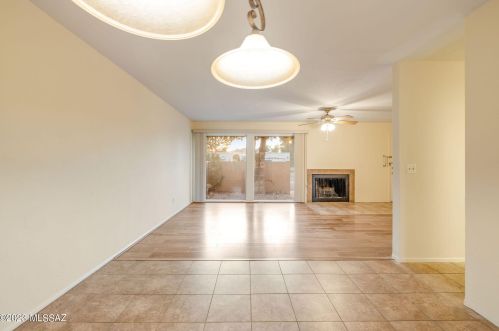 1350 Abrego Dr, Green Valley AZ 85614-3637 exterior