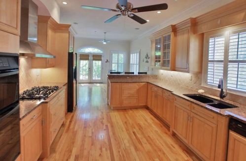 2475 Brookhaven Hts Ct, Atlanta GA 30319-5243 exterior