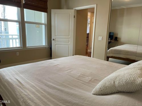 1447 Windshore Way, Oxnard CA 93035-1405 exterior