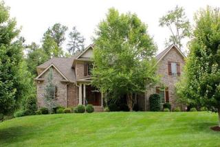 625 Oak Cove Ln, Knoxville, TN 37922-2404