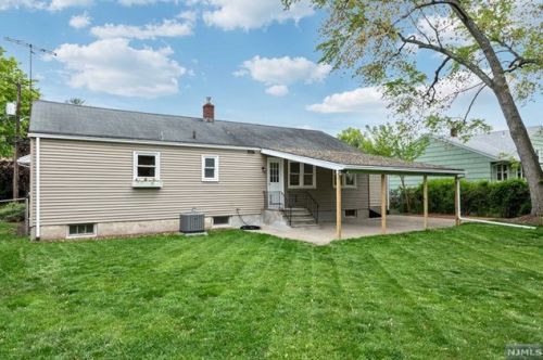 138 Sunset St, Dumont NJ  07628-1506 exterior