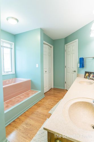 2883 Valley Ave, Grand Rapids MI 49544-1675 exterior