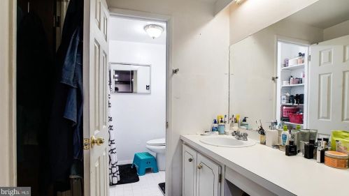 1908 Greymont St, Philadelphia PA 19116-3916 exterior