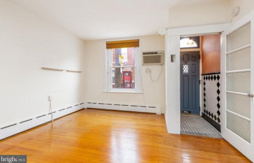 1748 Hicks St, Philadelphia PA  19145-2217 exterior