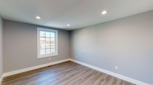 29 Mitchell Ave, Babylon NY 11702-4109 exterior