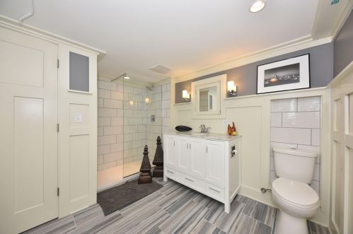 2376 56, Milwaukee WI 53210-2230 exterior