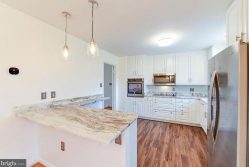 2003 Cool Spring Dr, Alexandria VA  22308-1635 exterior