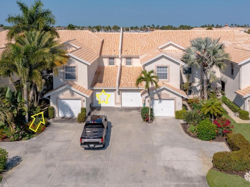 265 Cays Dr, Naples, FL 34114-9672