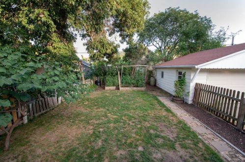 1829 Spaight St, Madison WI  53704-5546 exterior