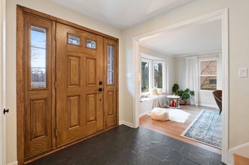 133 Warwick Dr, Pittsburgh, PA 15241-2106