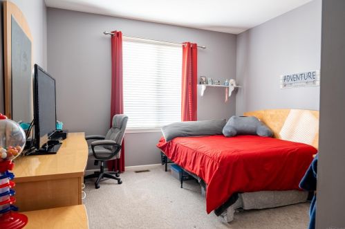 22560 Timbercrest Dr, Macomb Township MI 48044-6228 exterior