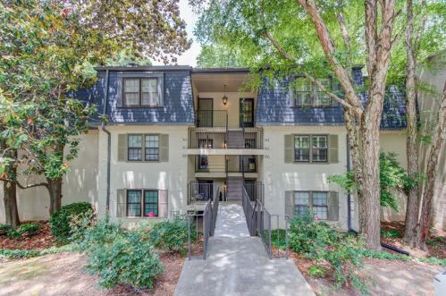 163 Amherst Pl, Atlanta, GA 30327-4078