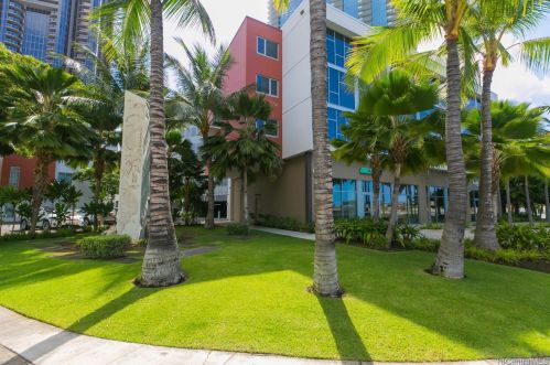 610 Ala Moana Blvd, Honolulu HI  96813 exterior