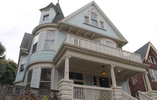 2813 Juneau Ave, Milwaukee WI  53208-2922 exterior