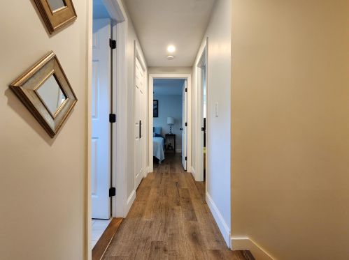 12 Edward Dr, Concord NH  03301-8626 exterior