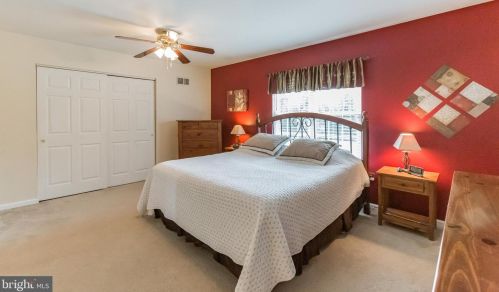 210 Moria Pl, Chester PA 19014-1264 exterior