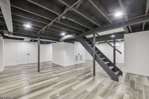 324 Sycamore Ave, Scotch Plains NJ  07076-1124 exterior